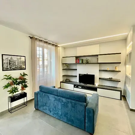 Privatehouseinrome Apartment *