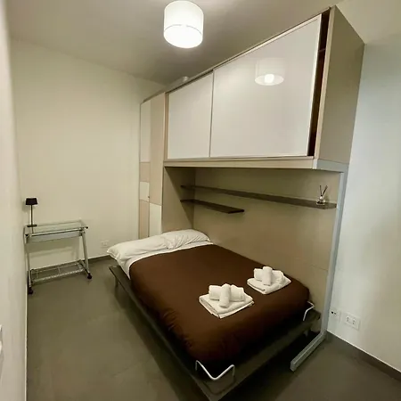 Privatehouseinrome *