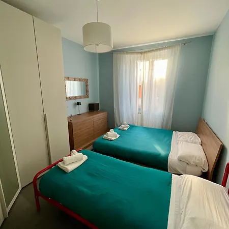 Privatehouseinrome Apartamento